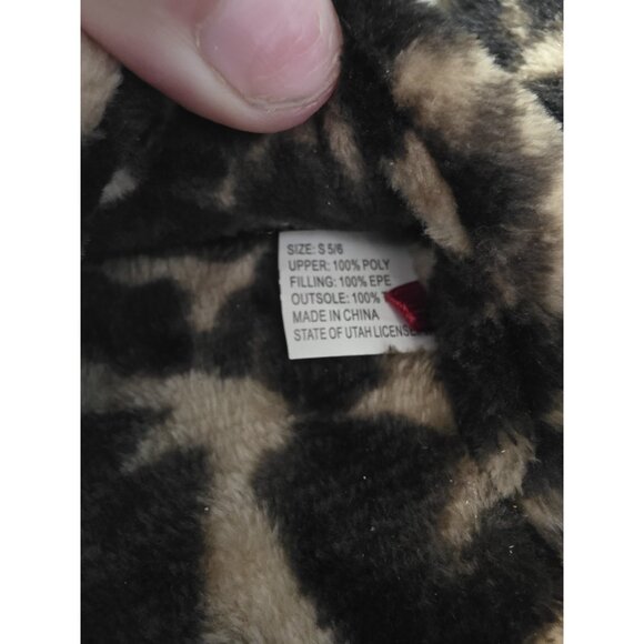 Soma Leopard Animal Print Slip On Slippers House Shoes Women's Size 5/6 - Picture 4 of 6